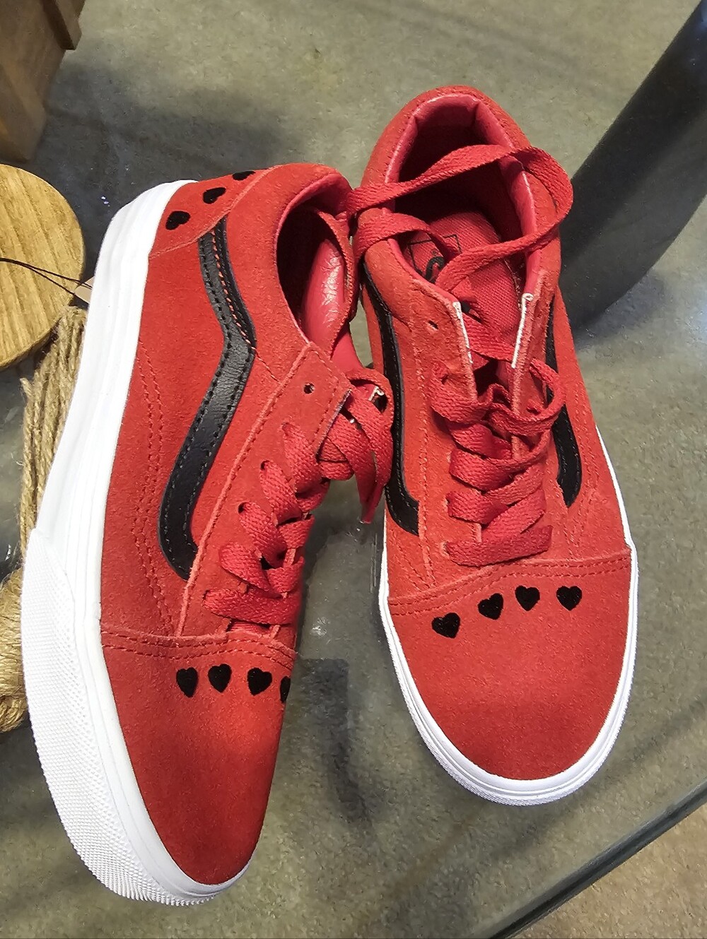 Vans - Picture 5 of 7